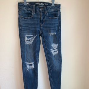American Eagle Super Stretchy medium wash jeans
